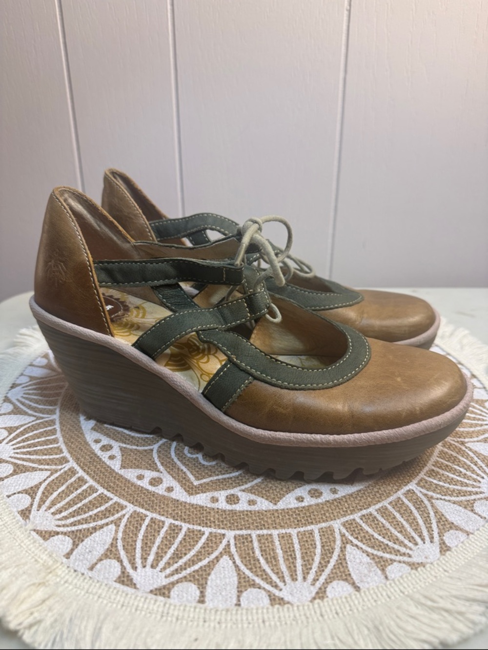 FLY LONDON Women's Wedge Lace-up Heels LEATHER Brown & Olive Green Size 38